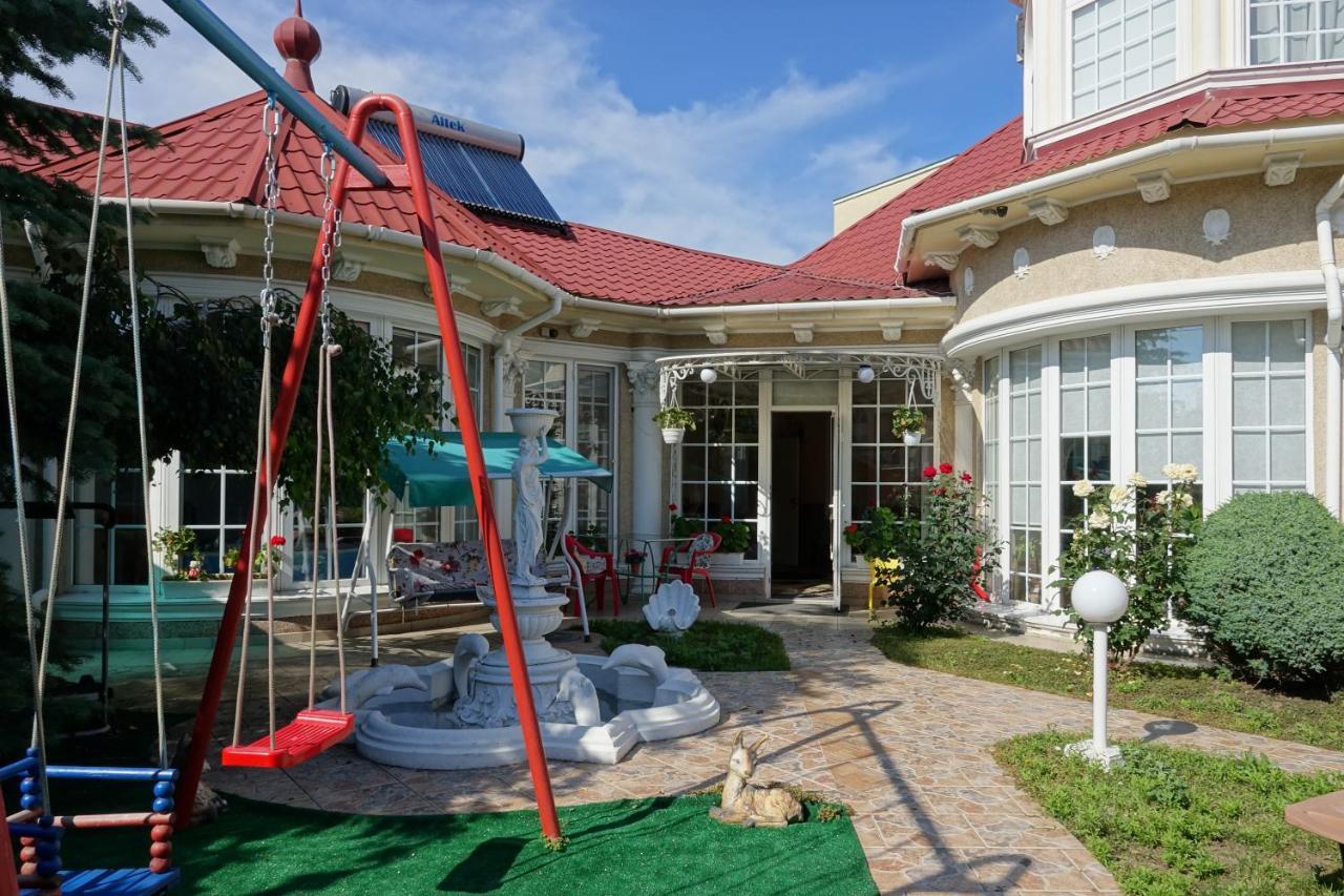 White House Apartments オデッサ エクステリア 写真