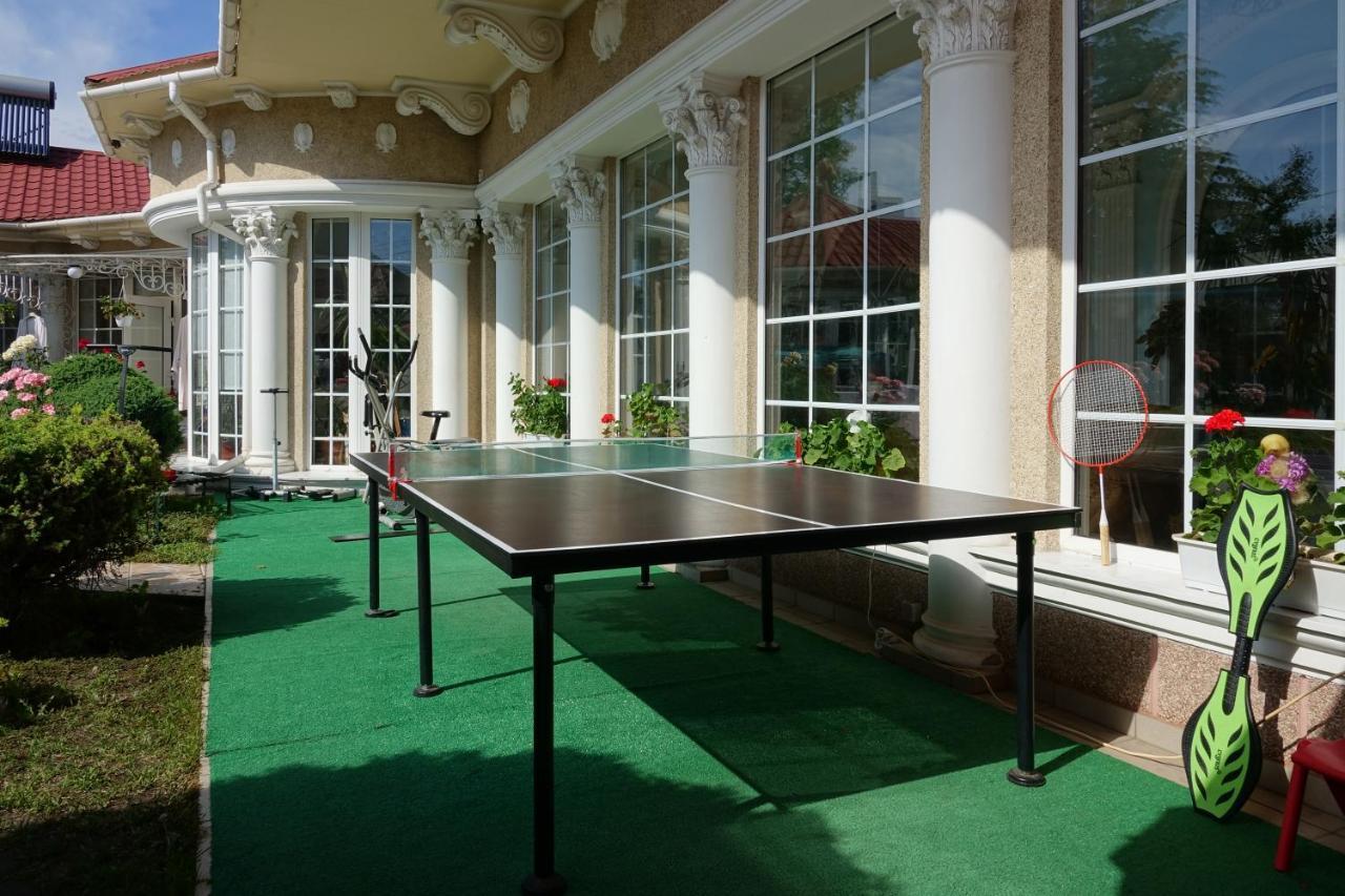 White House Apartments オデッサ エクステリア 写真