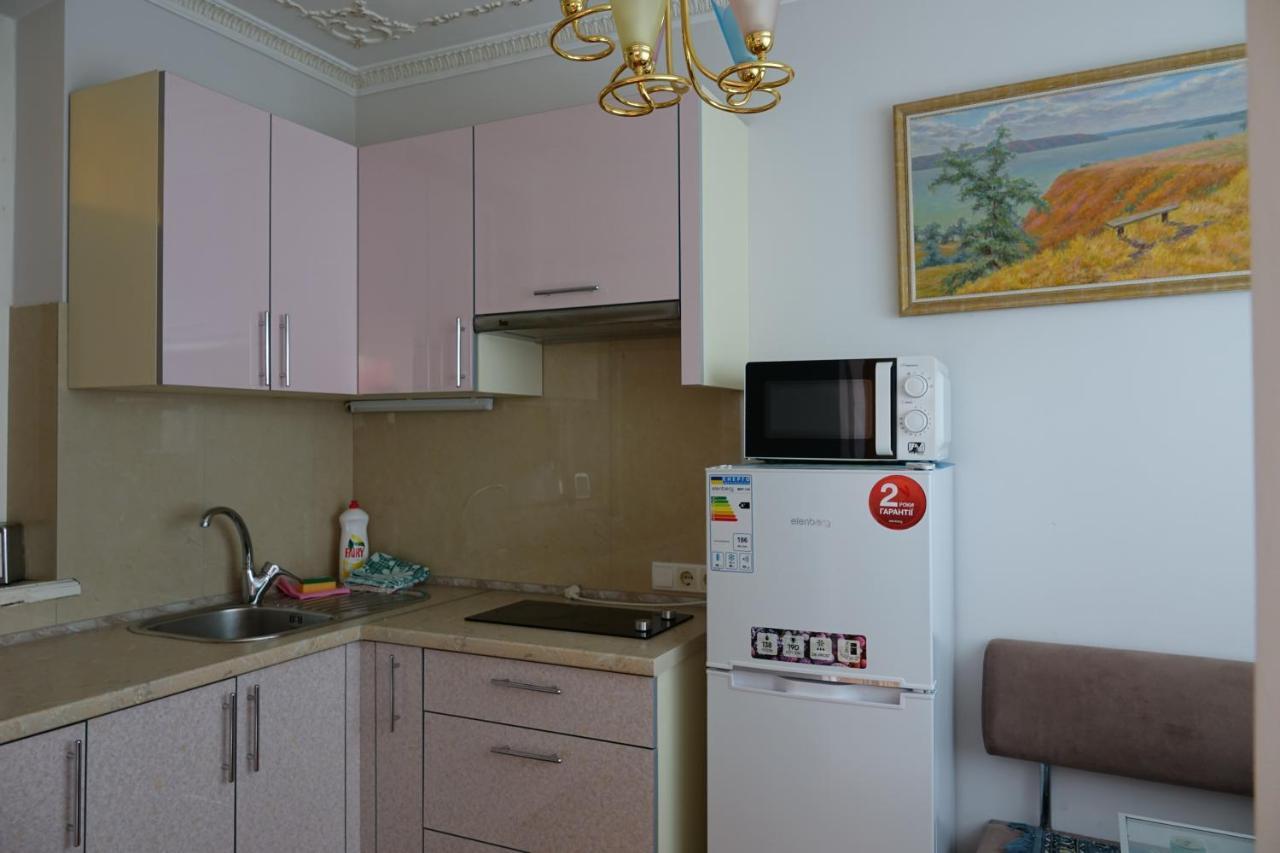 White House Apartments オデッサ エクステリア 写真